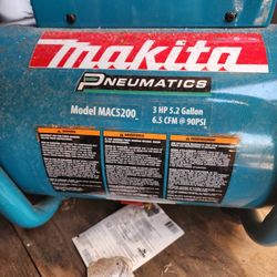 Makita Compressor. Like New. Fcfs. P/U Or Meet Up. I'm In Milpitas.$320. Obo.  