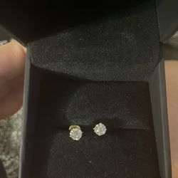 1 Cttw Diamond Earrings 