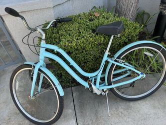 Huffy Bike (free child seat)