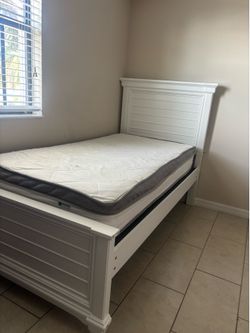 Twin bed