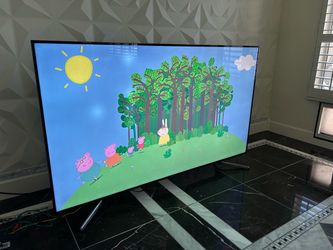 Samsung 75” Large Flat Screen Smart TV