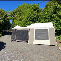 Kodiak Canvas Cabin 6 person tent.