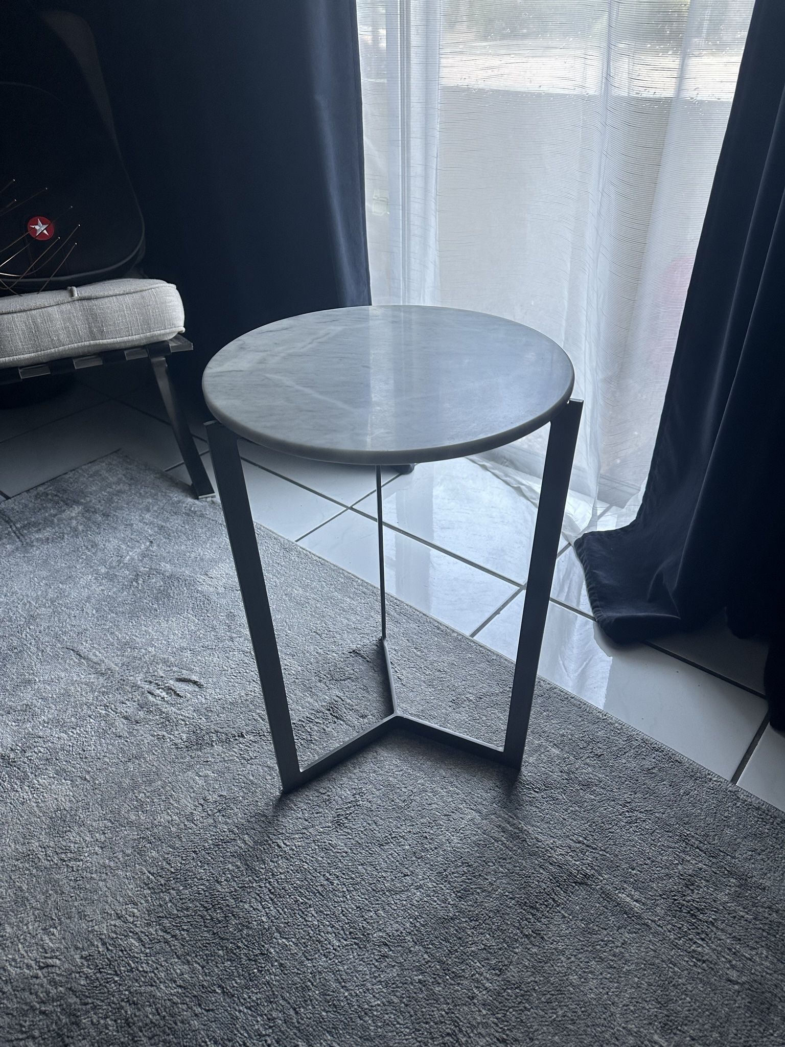 Round Marble End Table