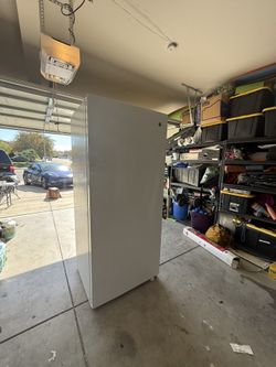 Upright Garage Freezer