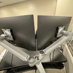 ***2 Dell 24” Monitors With Workrite Dual Stand***