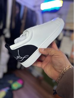 Red bottoms lowtop white size 42, 42