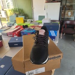 Reebok Size 9 In Women 