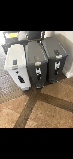 Simplehuman 40L Slim Step Trash Can