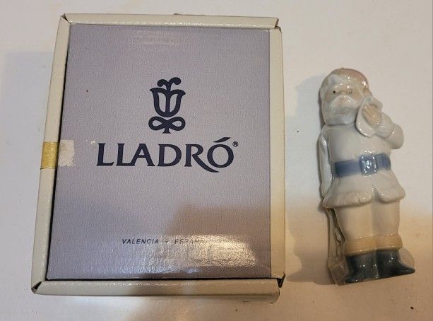 Vintage Lladro Figurine #5842 Santa Claus Mini Papa Noel Christmas Ornament