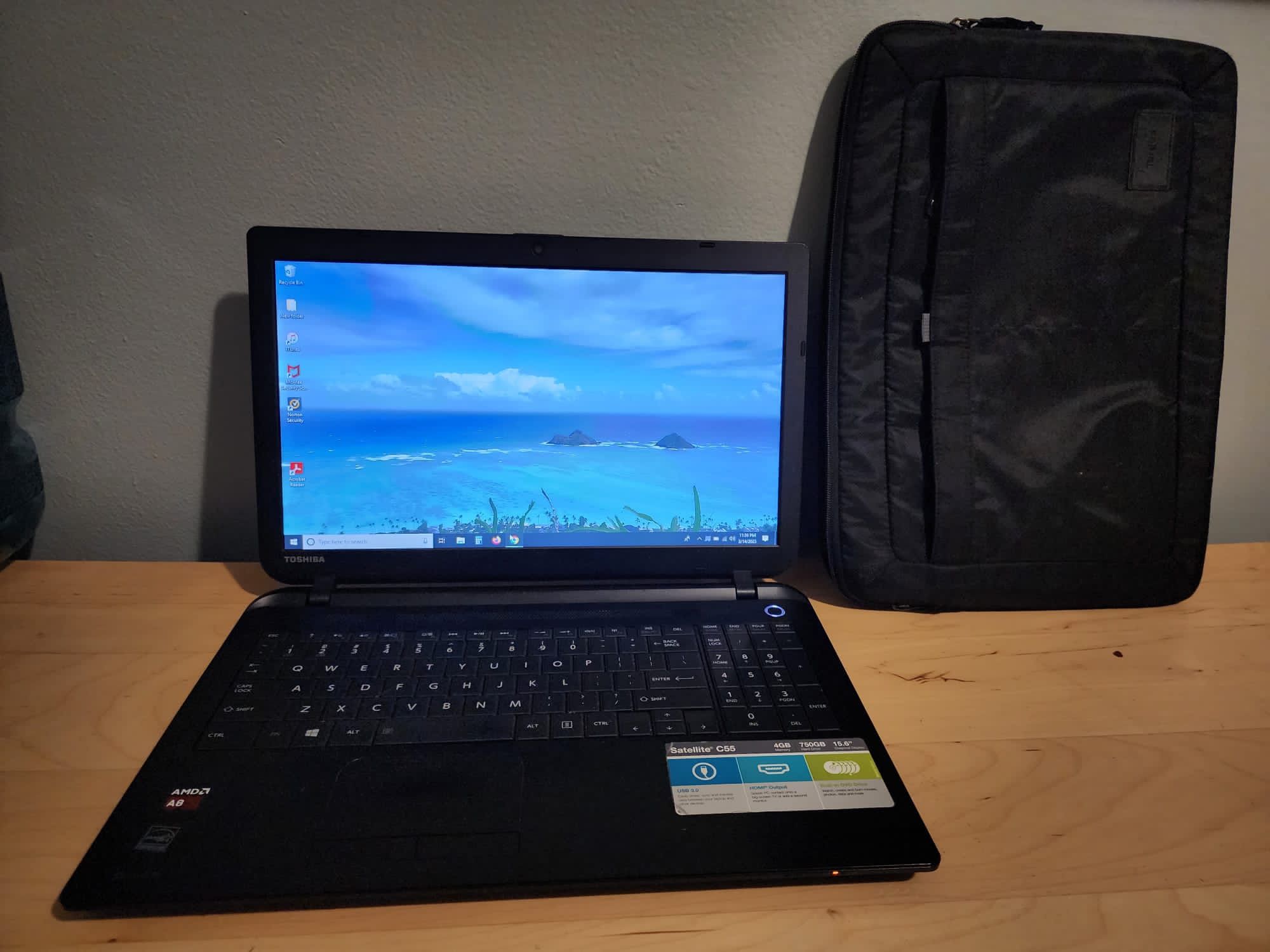 Toshiba Laptop Computer