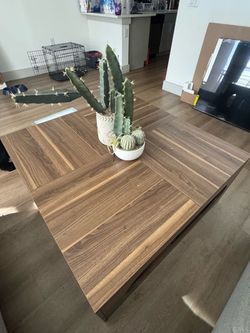 Coffee Table w/ LED