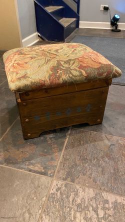 Foot stool with storage