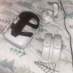 Meta Quest 2 With Rechargeable Battery Pack