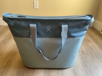 Hydro flask Hydroflask Escape 26L tote cooler