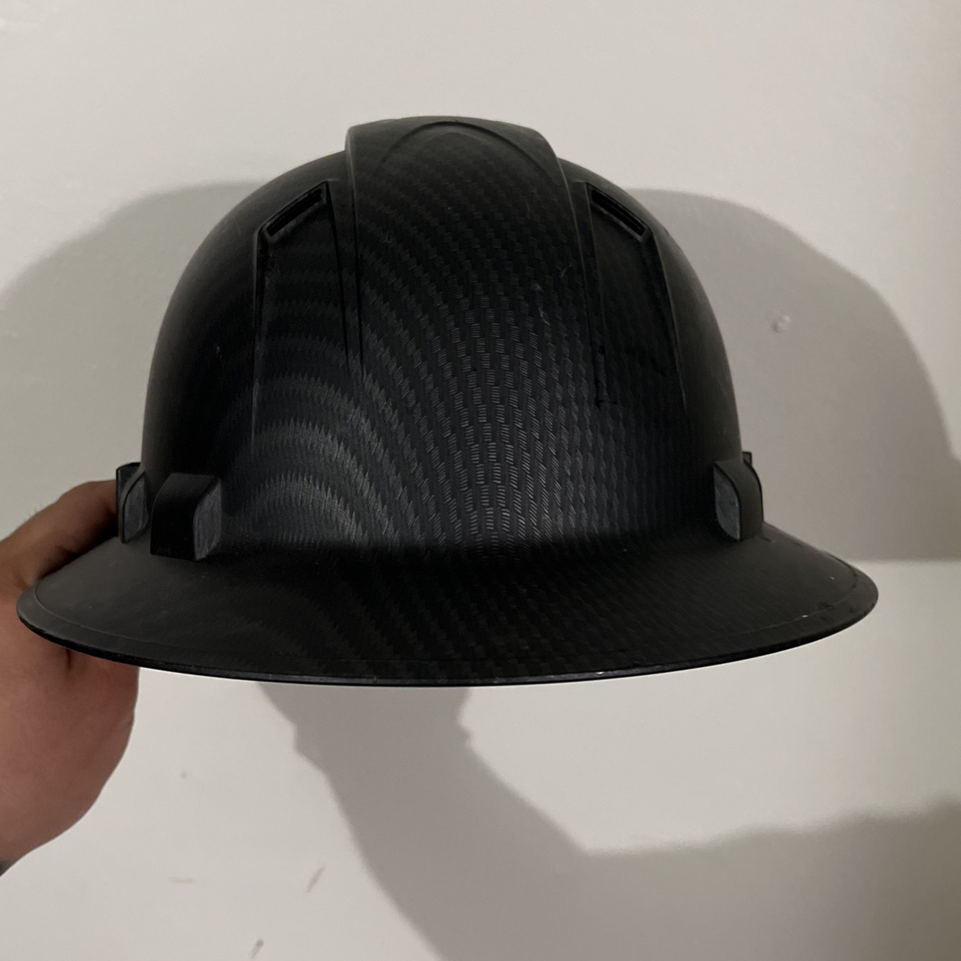carbon fiber hard hat 30$