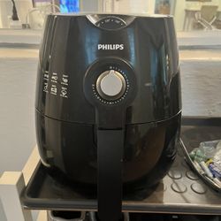Philips Kitchen Air Fryer $200 Value