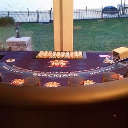 Casino (GAME TABLE) All Included For Price!
