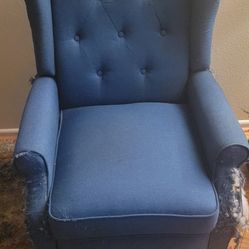 Reclining Chair (FREE)