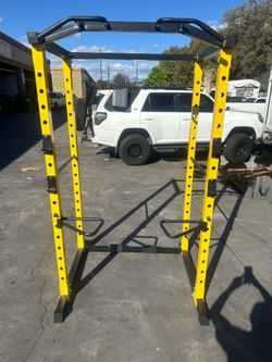 Power Rack With Pull up Bars