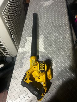 Leaf blower