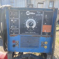 Miller 250amp Dialarc Ac/Dc Welder 