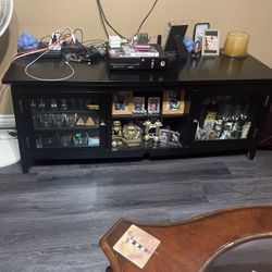 Tv Stand Very Good Conditions 