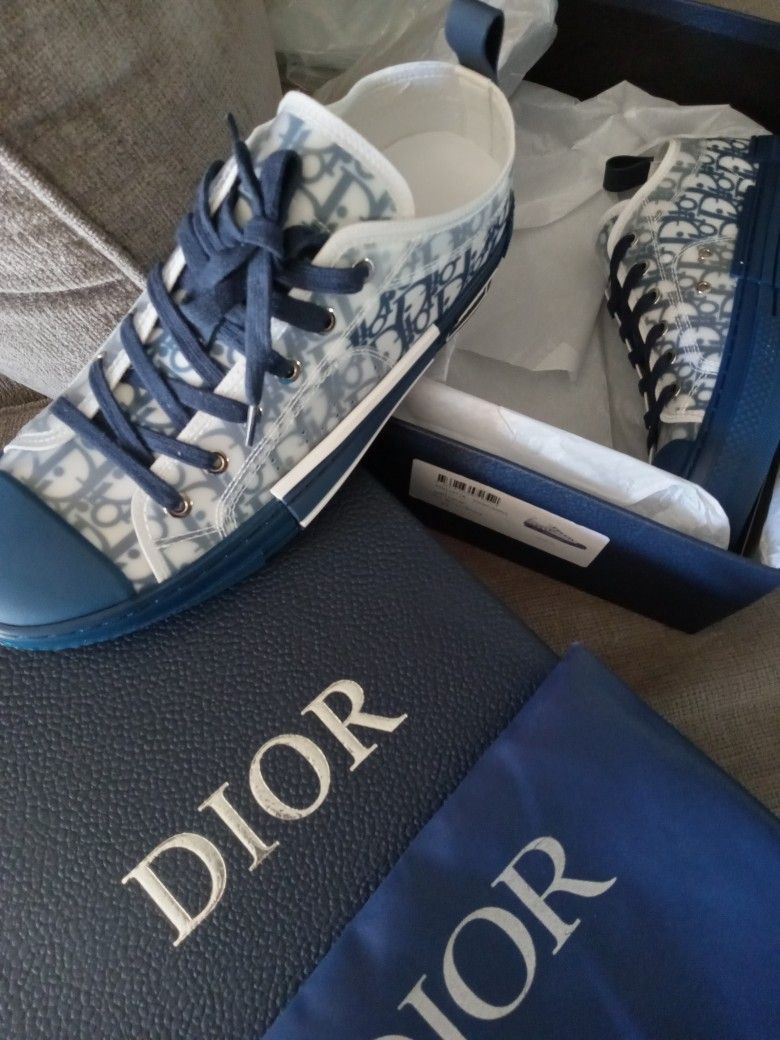 Mens Designer Chucks Navy Blue!