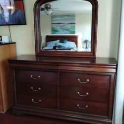Sleigh Bed & Dresser with Mirror