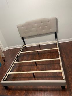 Upholstered Tufted Queen Bed Frame with Headboard