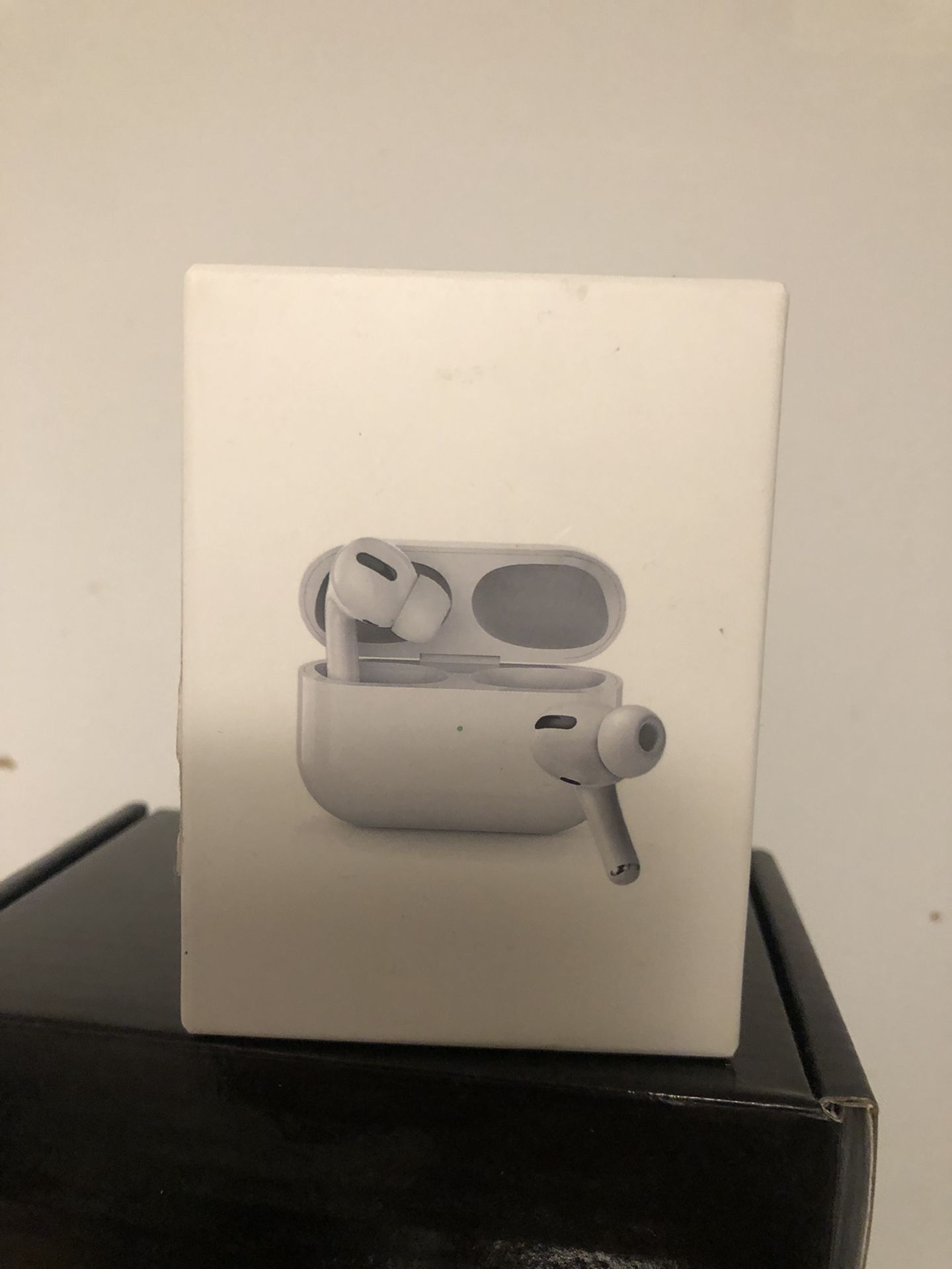 Wireless Earbuds (never Used)