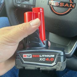 Milwaukee M12 12-Volt Lithium-lon XC Extended Capacity Battery Pack 4.0Ah