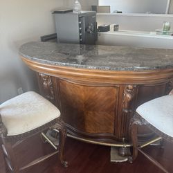 Marble Top Bar With Stools