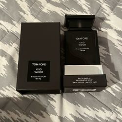 TOM FORD