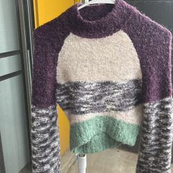 Urban Outfitters XS Cropped Sweater