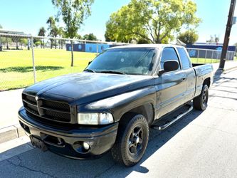 2001 Dodge Ram 1500 (150,000 Miles)