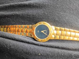 Vintage Gucci Ladys Watch 3300 L