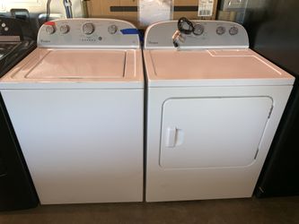 WHIRLPOOL top load washer and gas dryer in excellent conditions with 4 months warranty