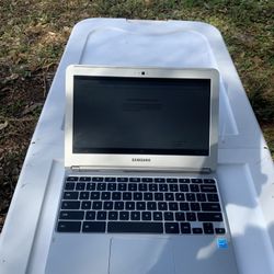 Samsung Chromebook XE303C12-A01US