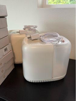 x2 Canopy Humidifiers w/ 8 filters
