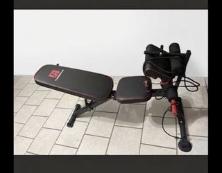 Adjustable weight bench