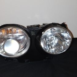 Jaguar Headlight Xenon Like New