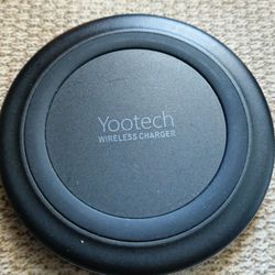 Wireless Charger 10W Max Wireless Charging  Stand Compatible with iPhone 17/17 Pro/17 Pro Max/Air/16e/16/16 Plus/16 Pro Max/15/14/13/SE 2022/12/11/X/8