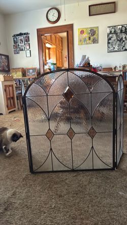 Beautiful stained glass fireplace screen