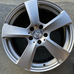 Mercedes E350 4 Matic 18inch Rims 
