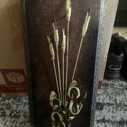 METAL SCULPTURE ON WOOD WALL HANGING