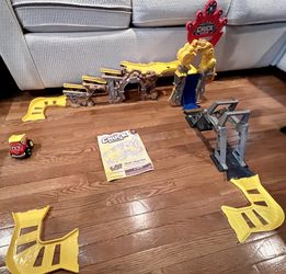 Tonka Chucks’s Stunt Park