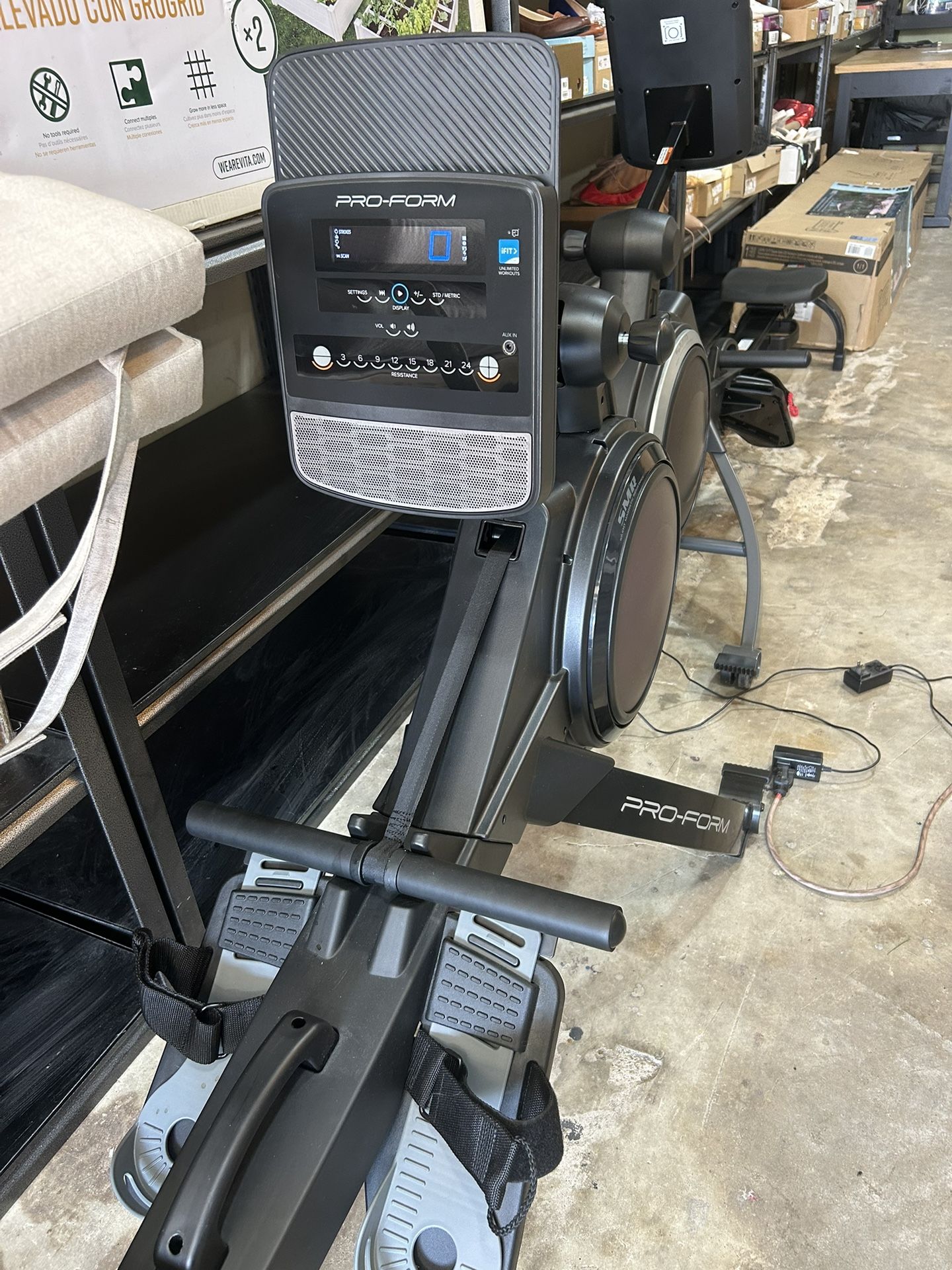 ProForm Pro Trainer 500; Rower with 5” Display, Built-in Tablet Holder ...