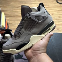 JORDAN RETRO 4 A MA MANARIE 
