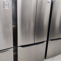New Frigidaire
33 in. 20 cu. ft. Counter-Depth French Door Refrigerator in Stainless Steel Look with