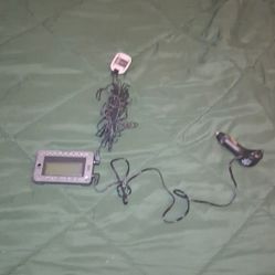 Delphi Roady2 XM satellite radio receiver with associated cables